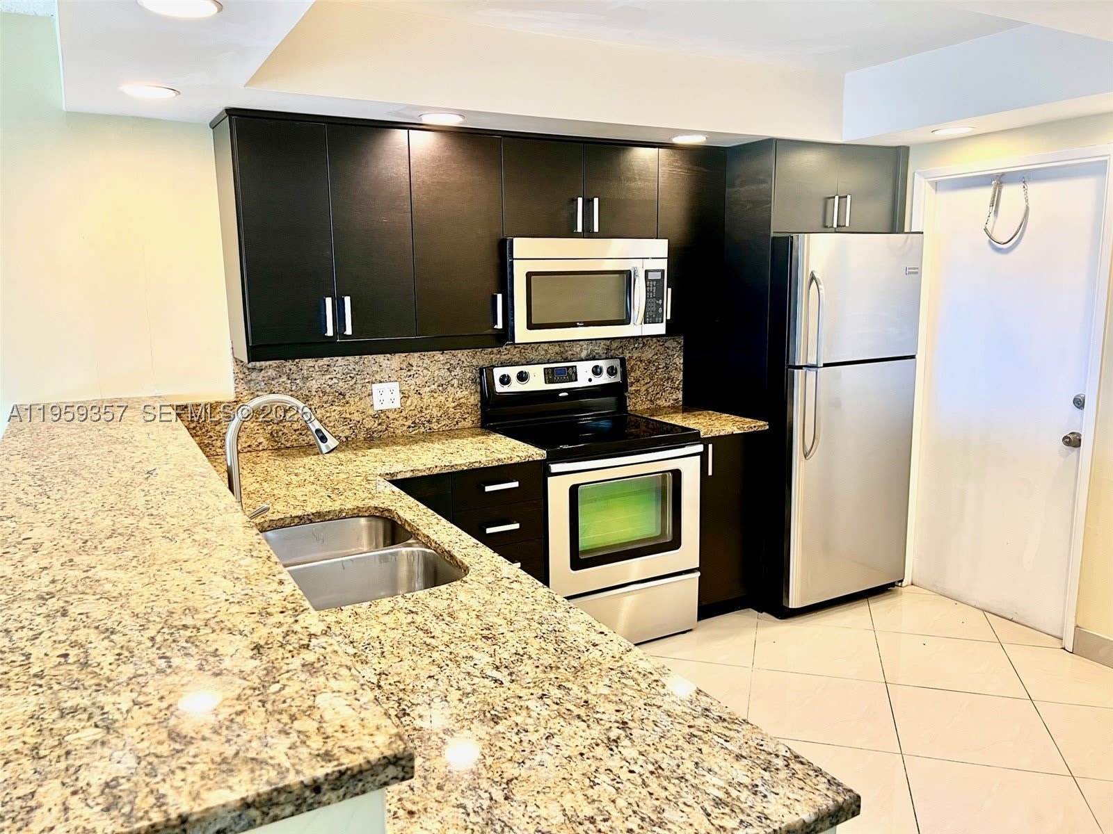 2940 N Course Dr – photo 2