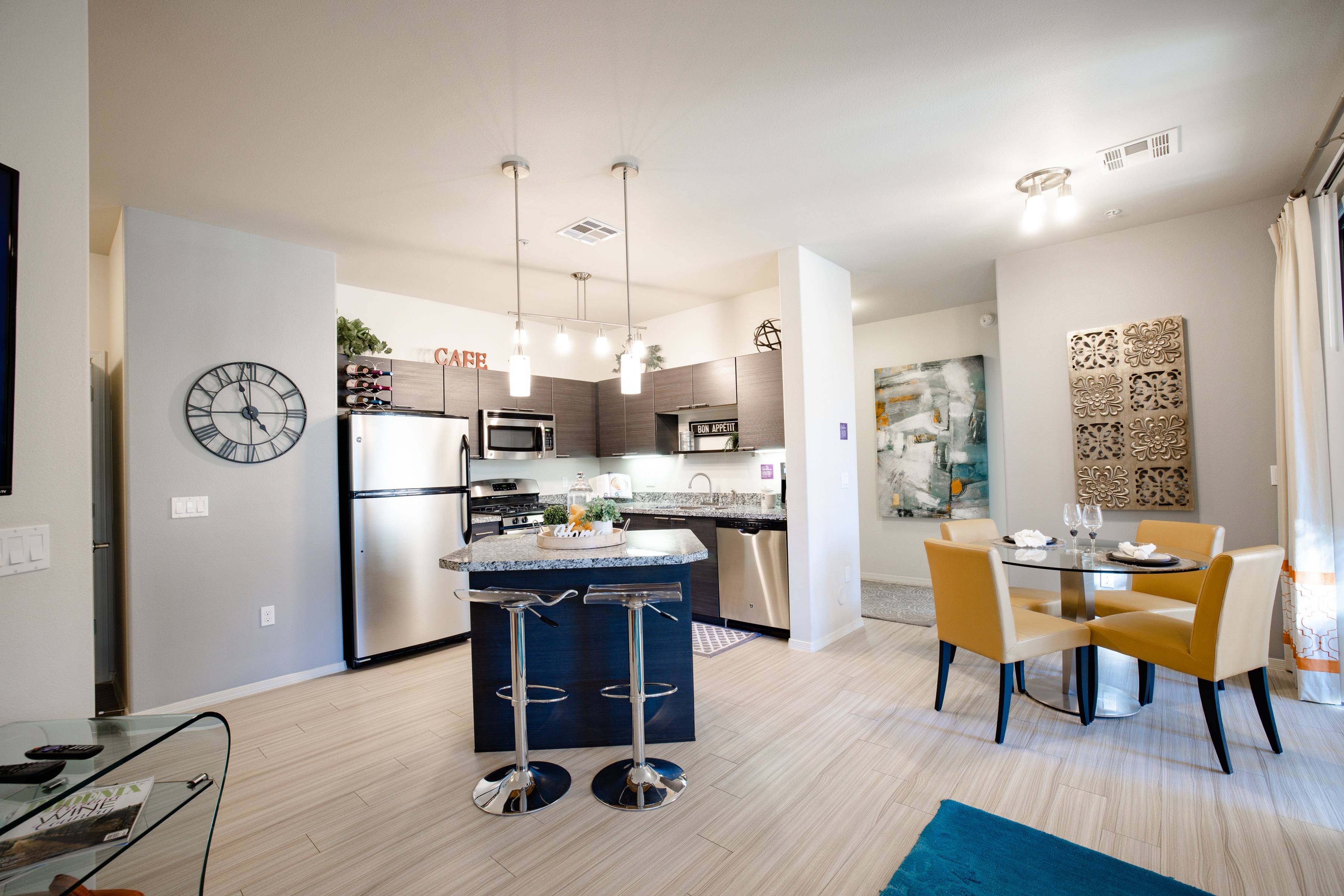 Liv Ahwatukee – photo 2