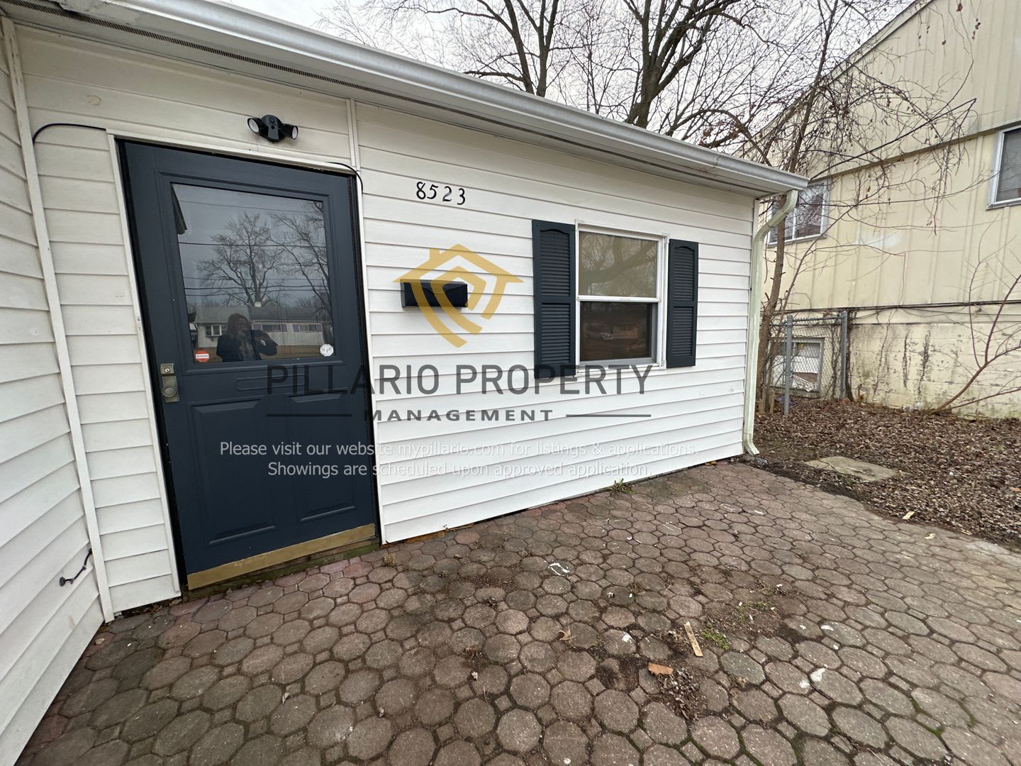 Renovated 3 Bedroom 1 Bathroom Available Near Lawrence – photo 4