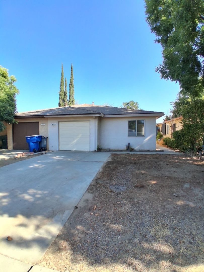 Comfortable 2-bedroom, 2-bath Home in Fresno, CA! – photo 1