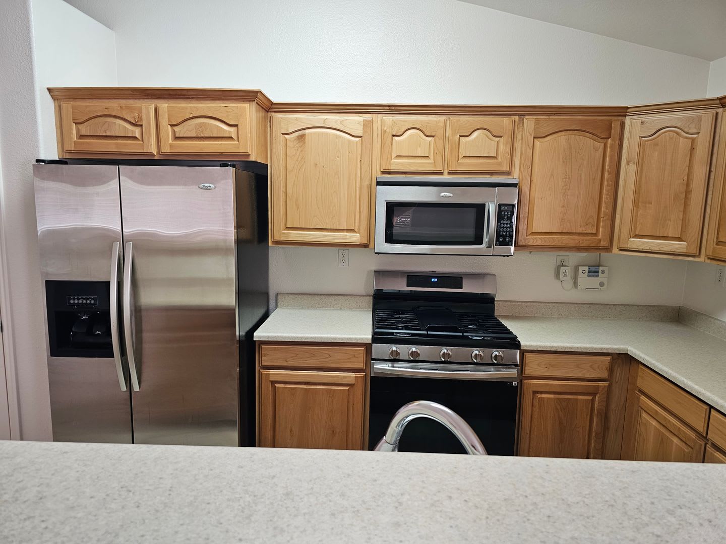 Small Pet Friendly 3 Bedroom Home – photo 2