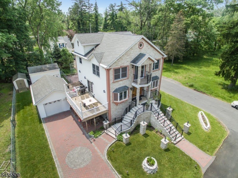 2 Waterway Rd – photo 1