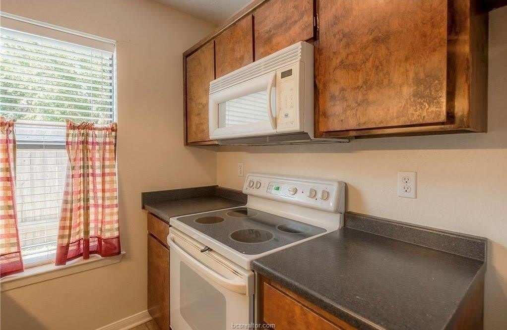 2515 Hickory Drive – photo 5