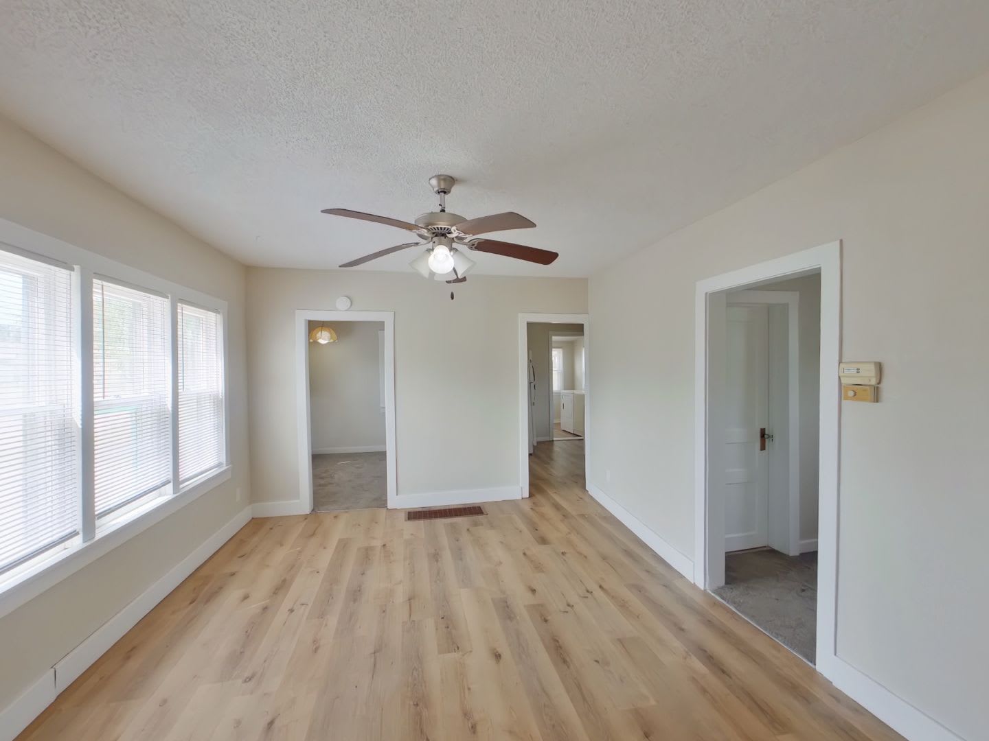 1125 S Millwood Ave – photo 2