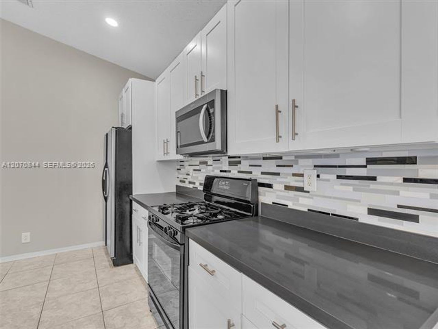 6271 Sw 195Th Ave 6271 Pembroke Pines Fl 33332 – photo 1