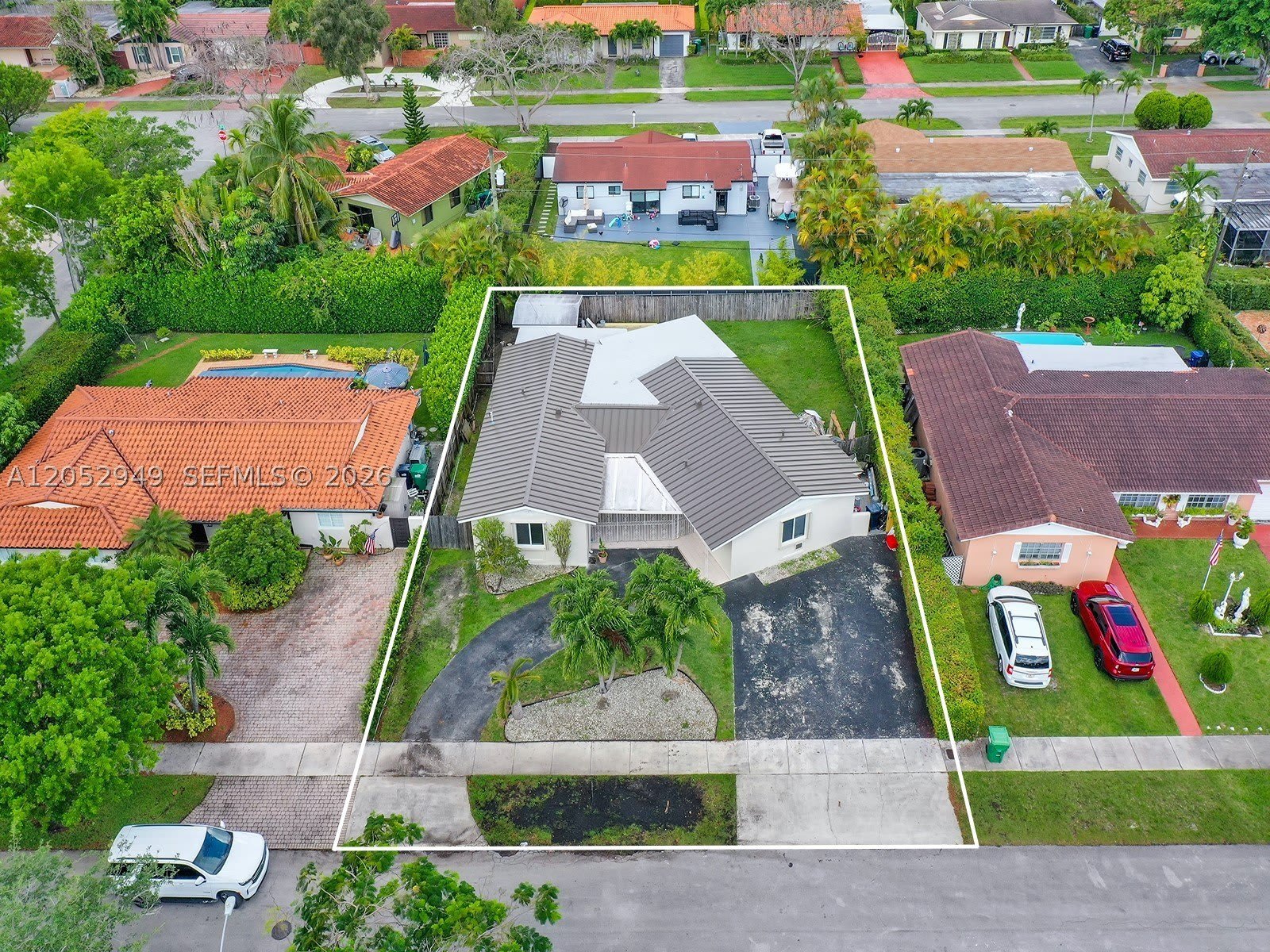 1430 SW 102nd Ct – photo 5