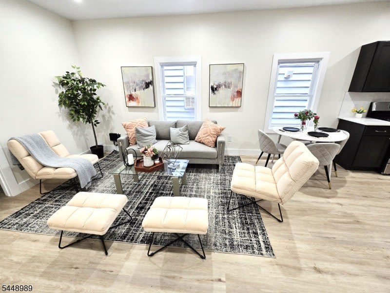 13 Edwin Pl – photo 3