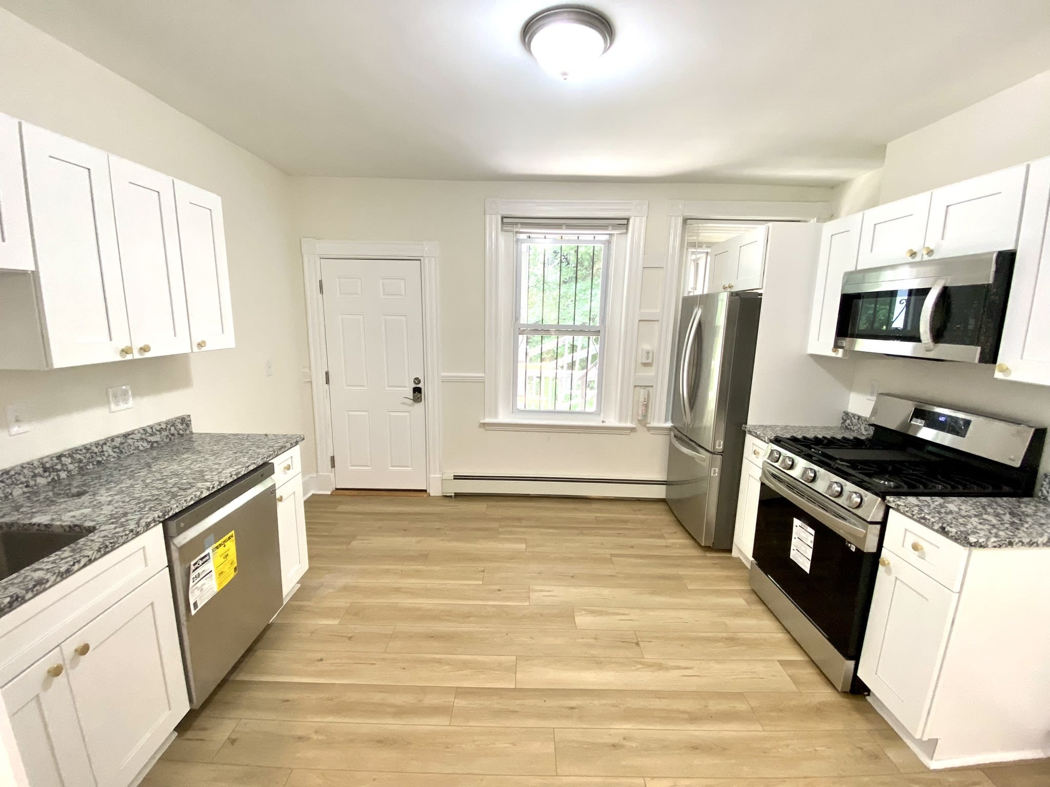 866 Huntington Avenue – photo 2