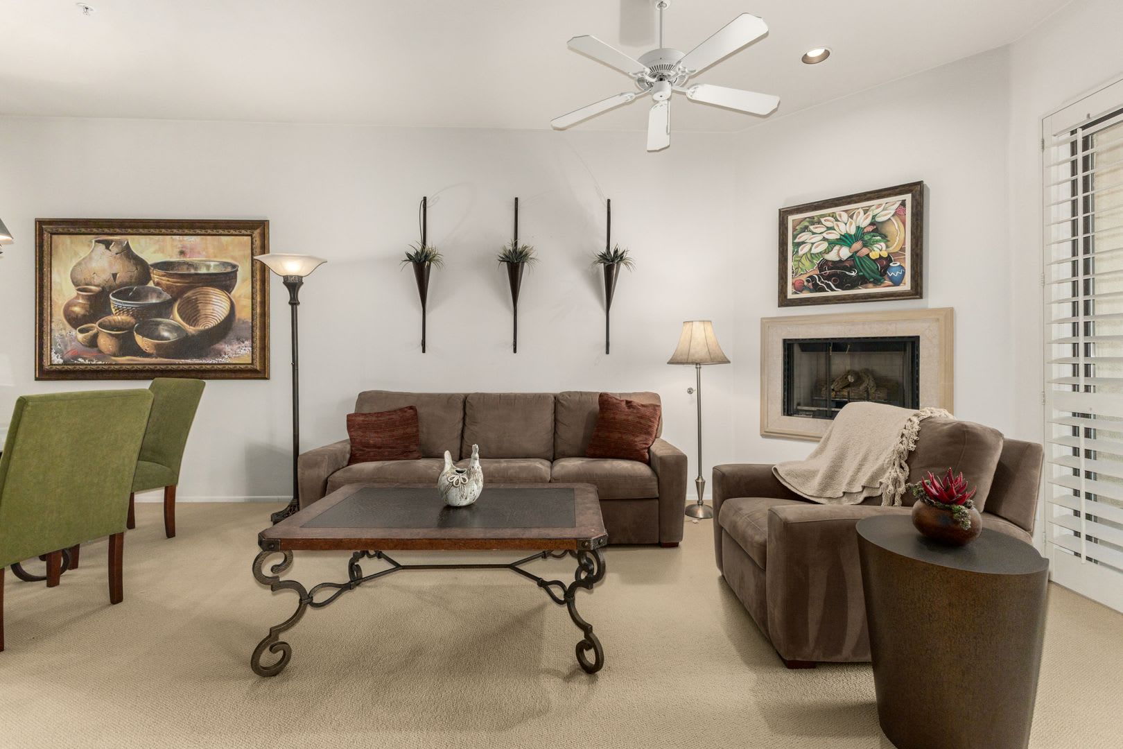 STUNNING Furnished OASIS 2 bed/2 bath Condo in McCormick Ranch – photo 4