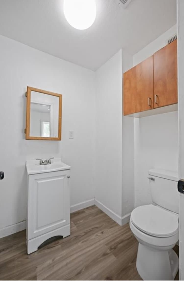 2917 East 61St Street – photo 5