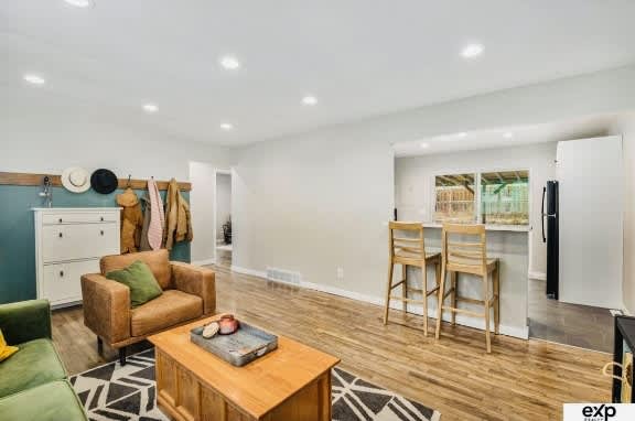 7418 South 69th Street – photo 2