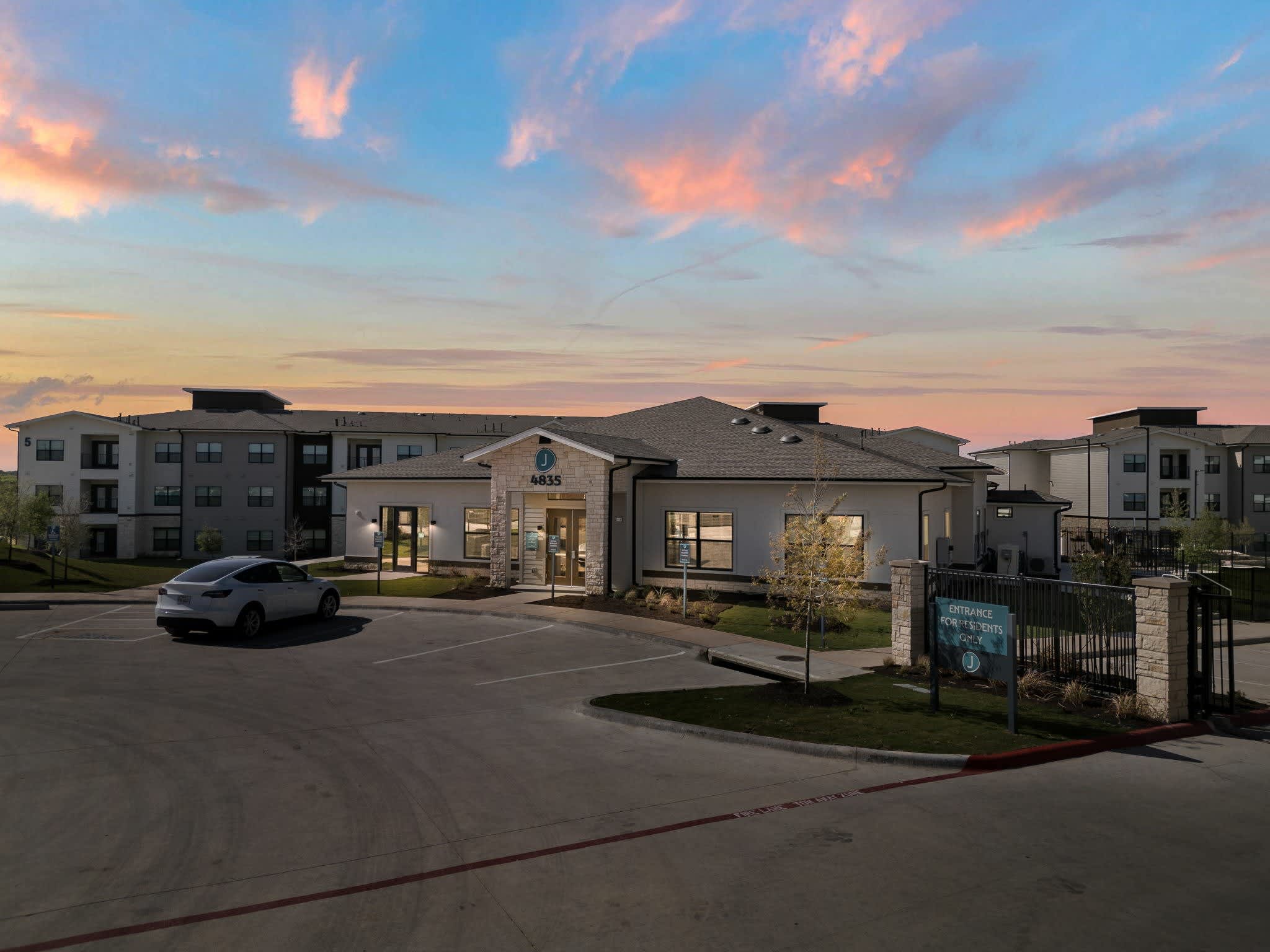 The Jasper – photo 2