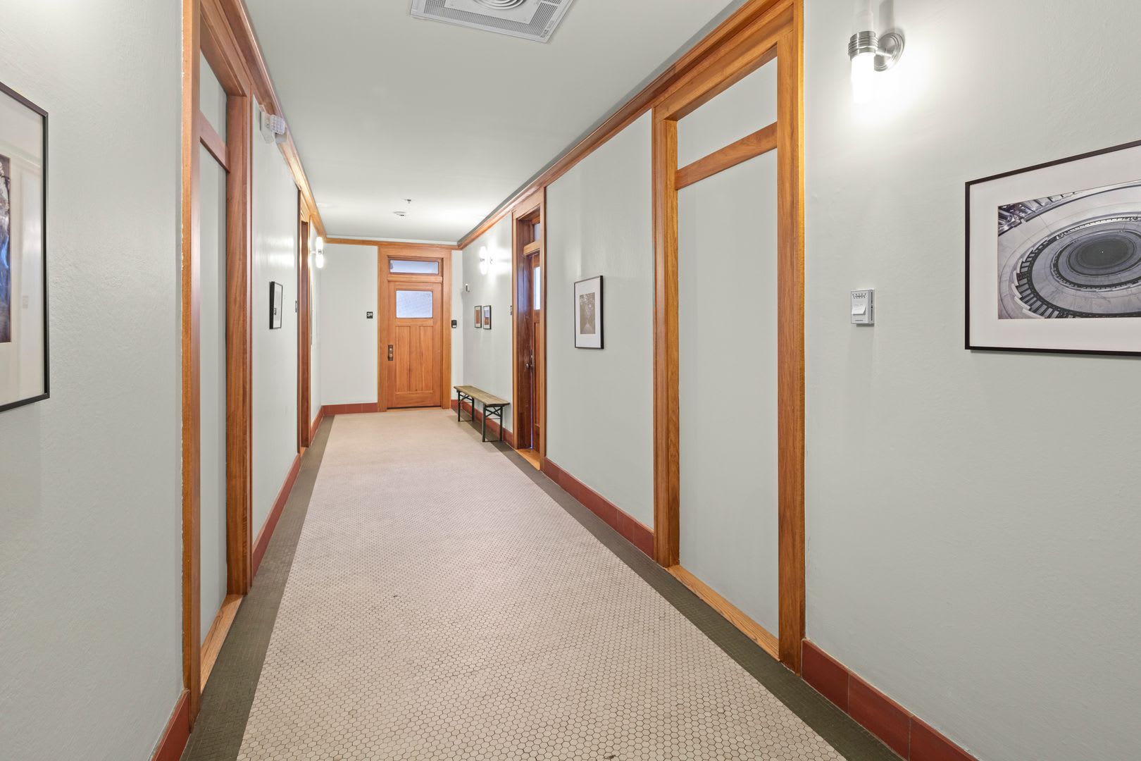 Charming Two-Bedroom Apartment in Downtown Asheville – photo 3