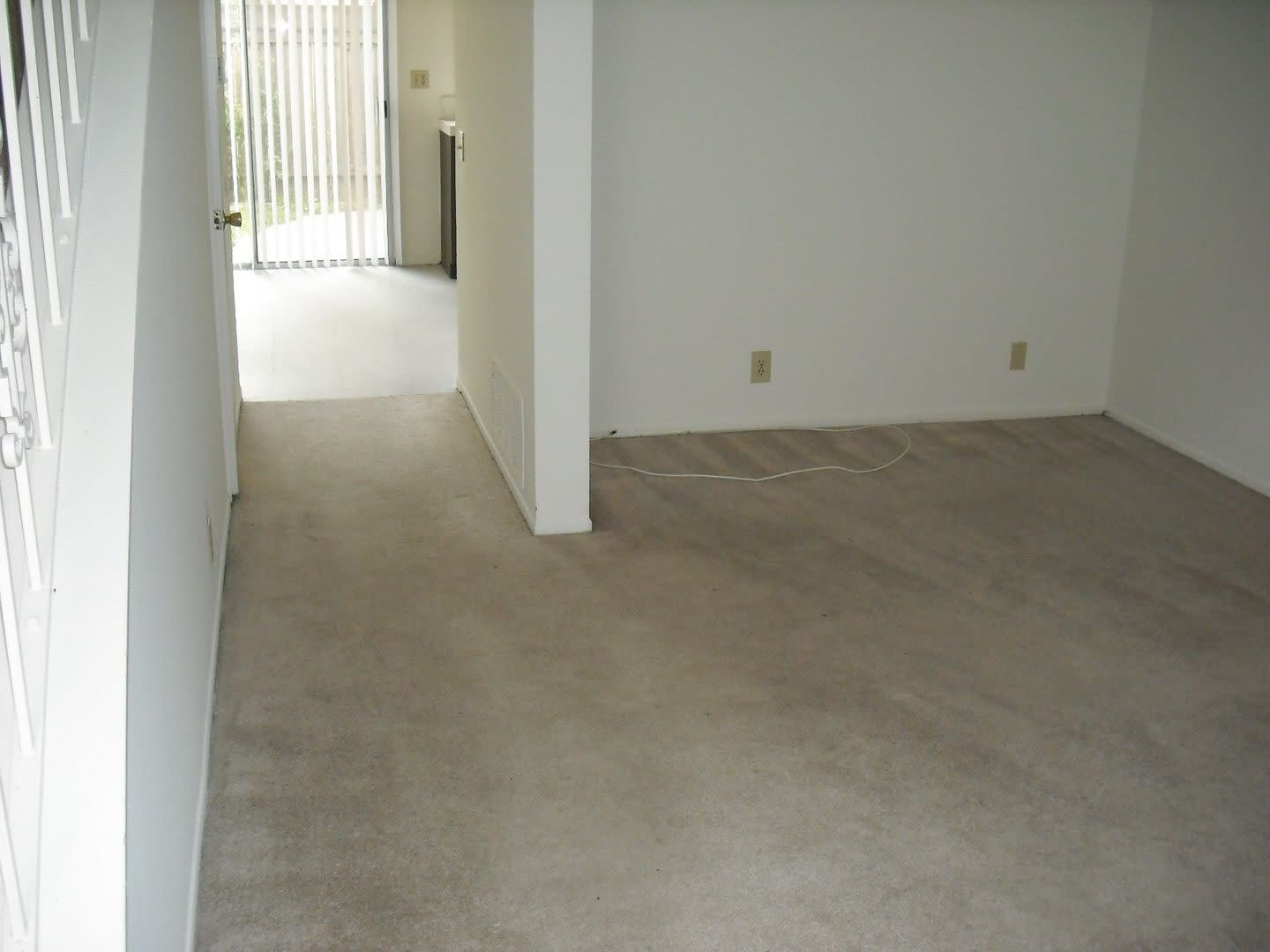 Gorgeous 2 story 2 bedroom 2 bath Townhome – photo 4