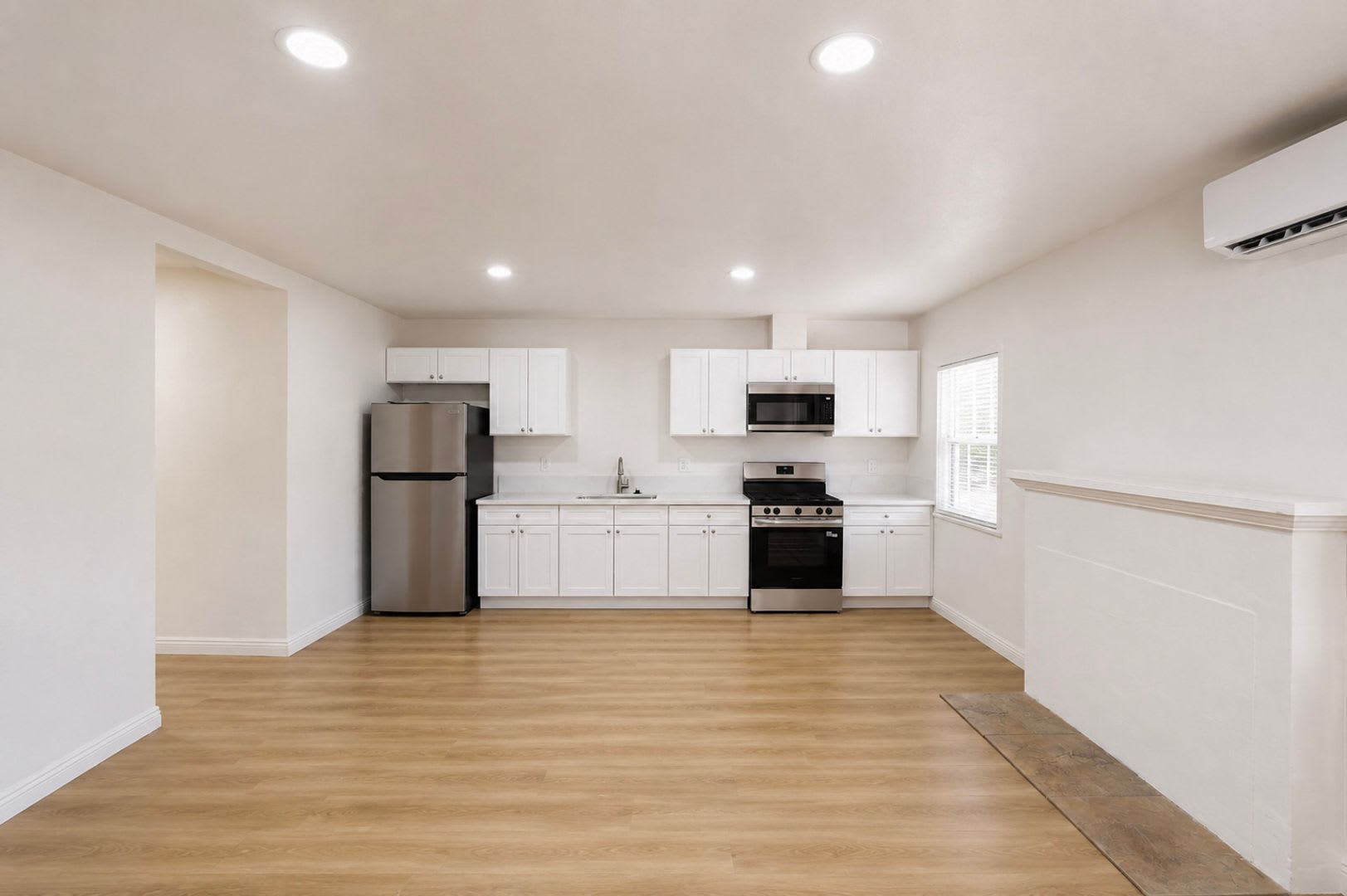 4723 Arlington Avenue – photo 4