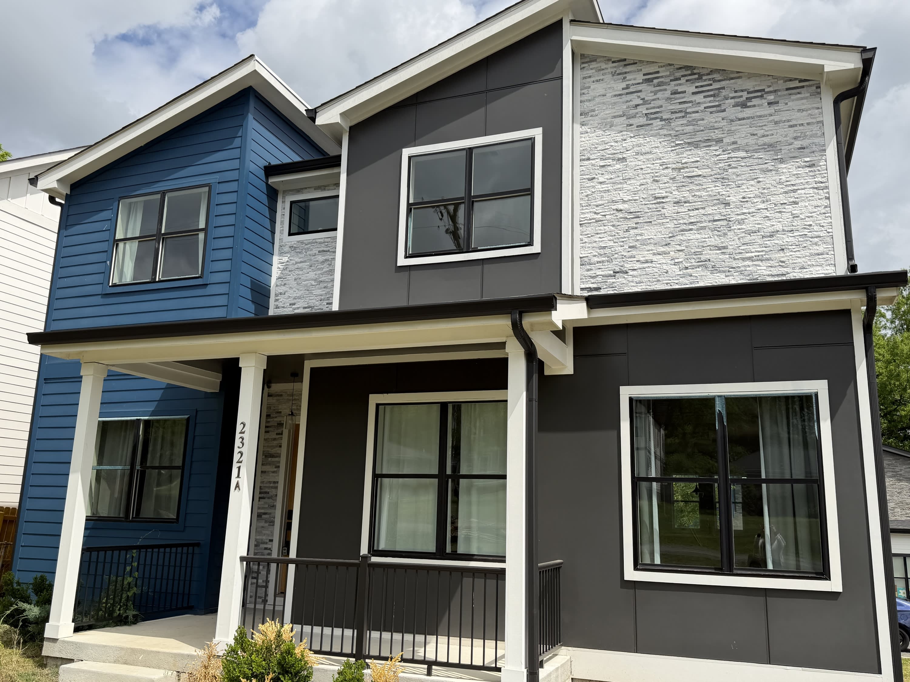 2321 Carter Avenue – photo 3