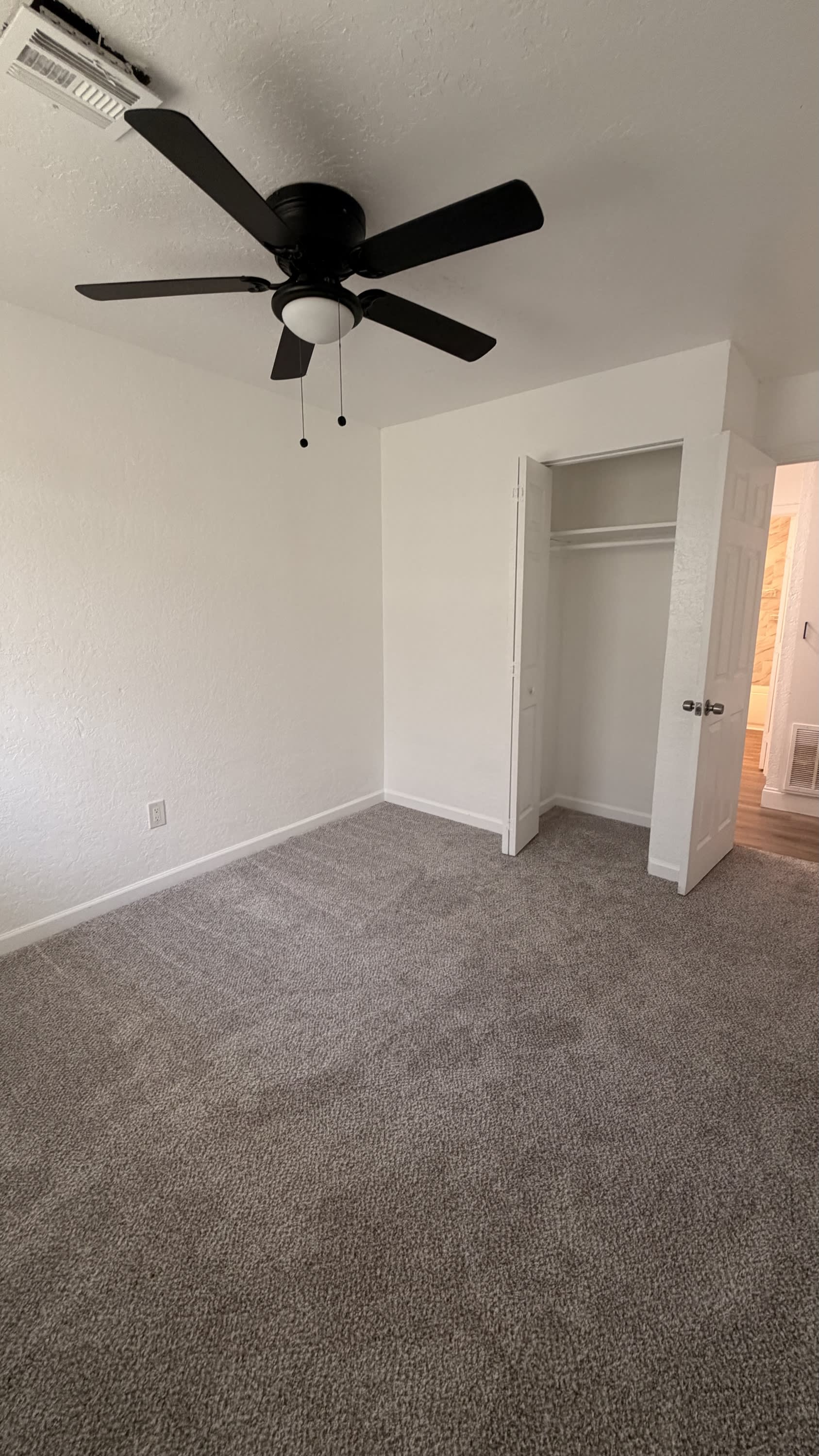 2815 Northwest Lincoln Avenue – photo 5