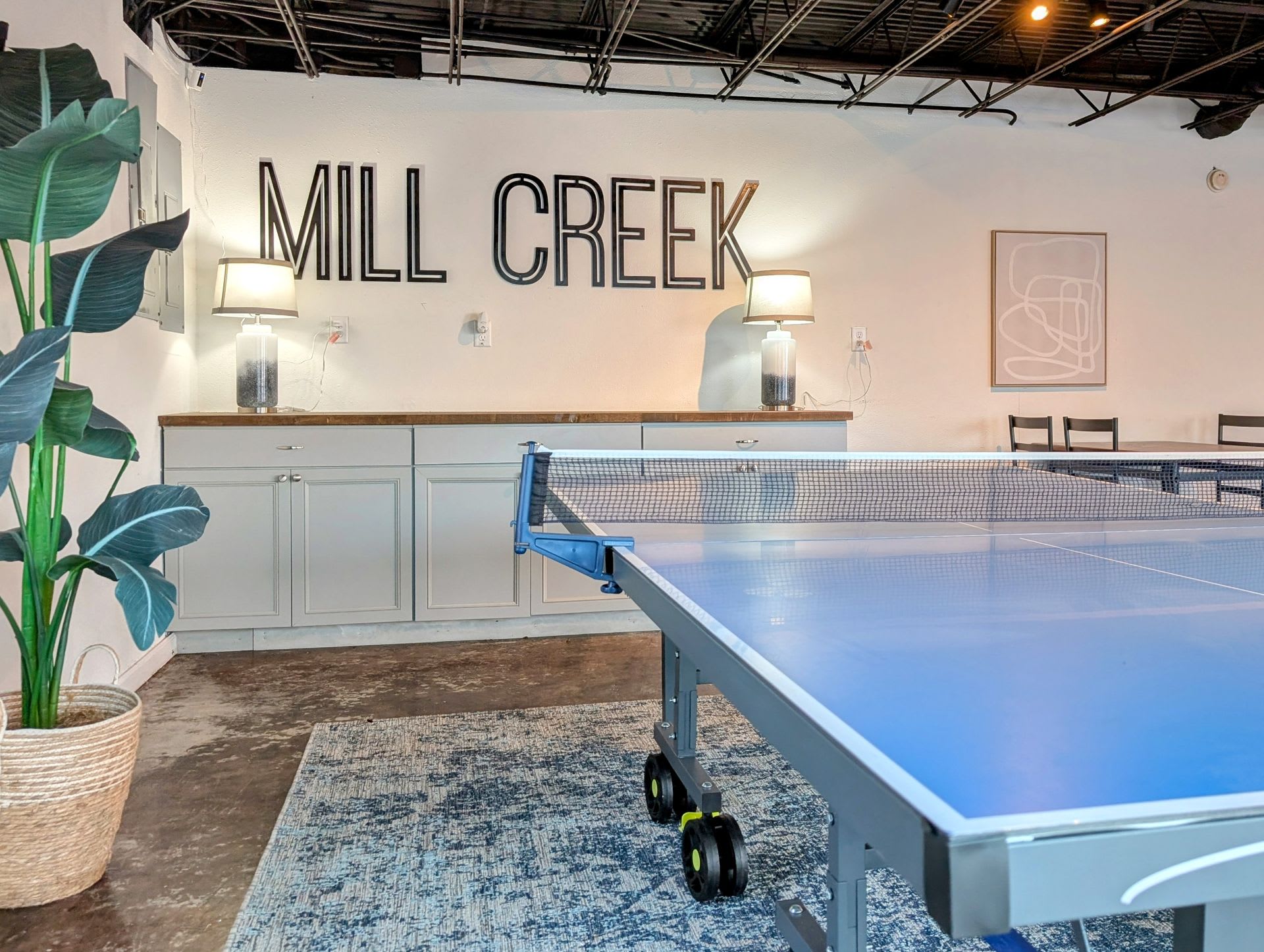 Mill Creek: 1 & 2 Bedroom Apartments with Pool & Clubhouse – photo 2