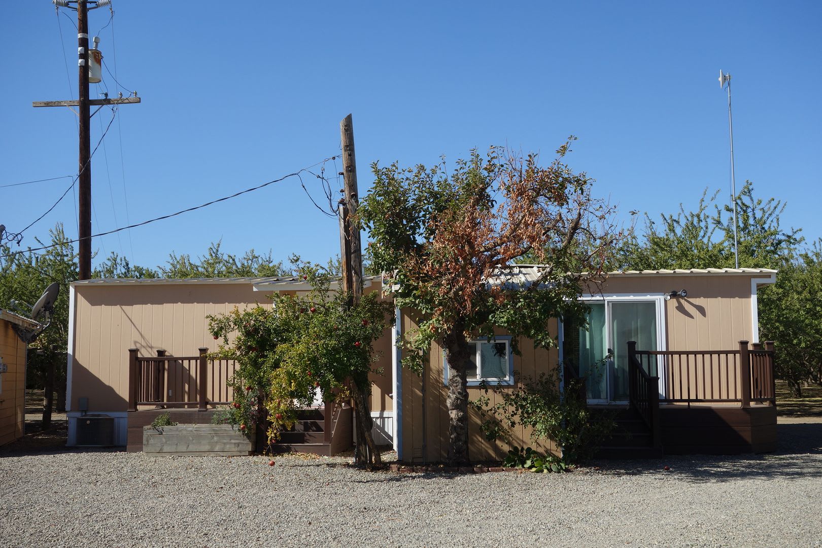 Cute Country Living! – photo 1