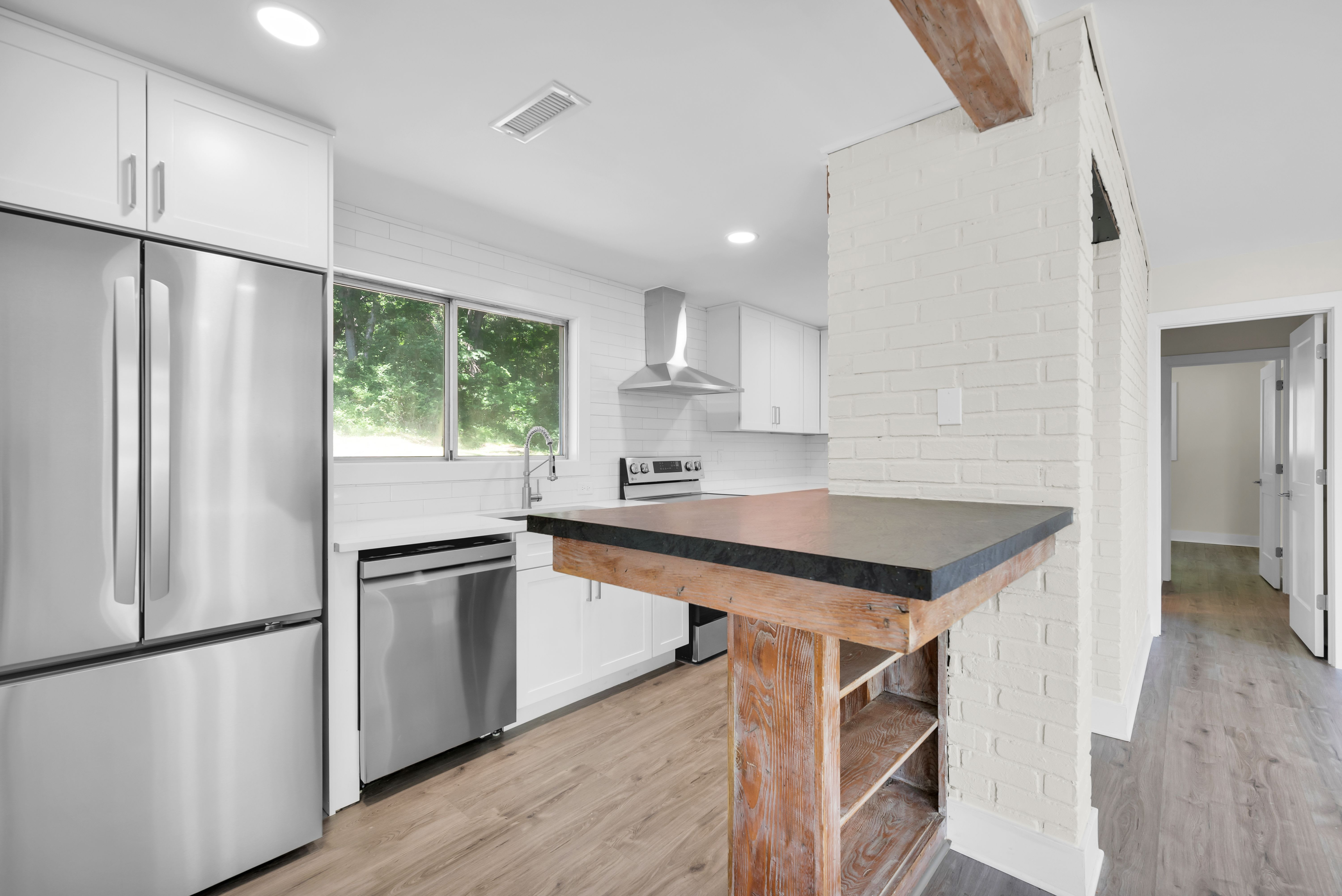 450 Danbury Road – photo 4
