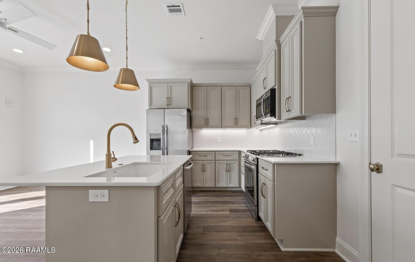 200 Prescott Boulevard – photo 4