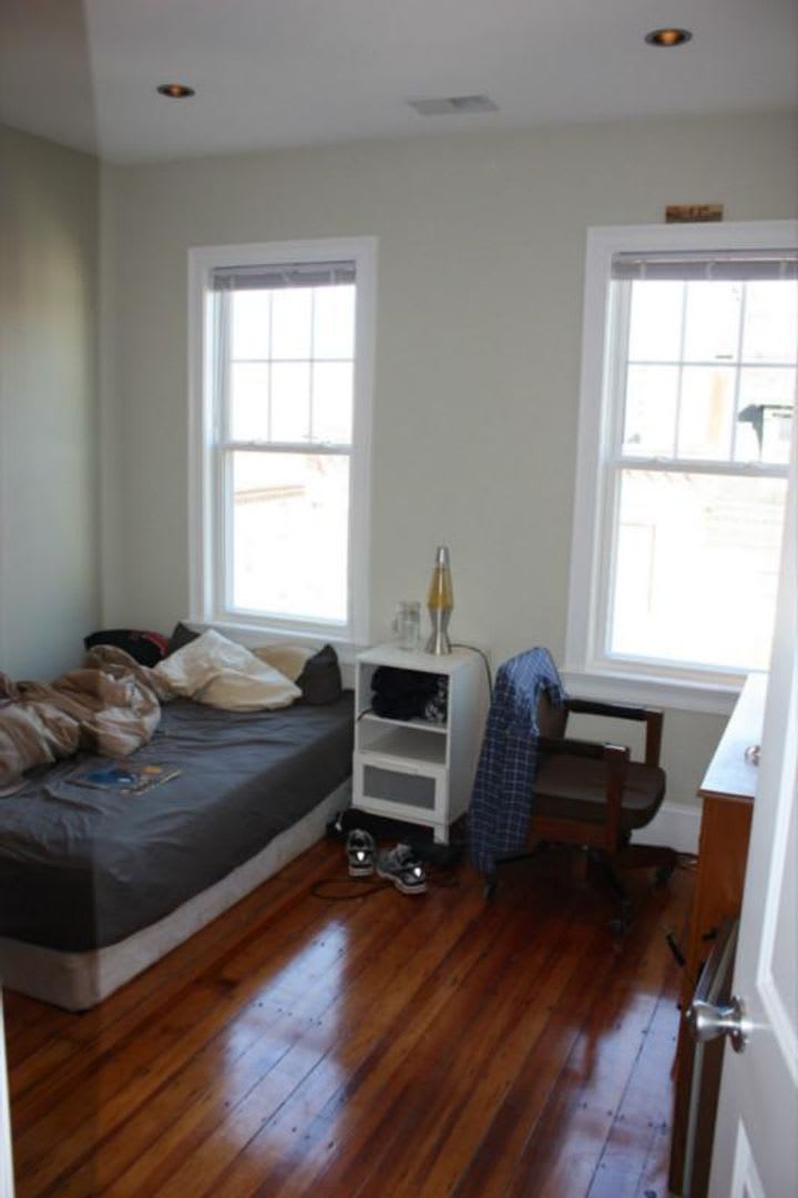142 Hillside St #1A Boston MA 02120 – photo 3
