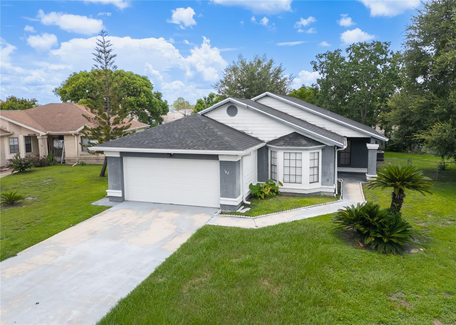 182 PINEWOOD Circle – photo 1