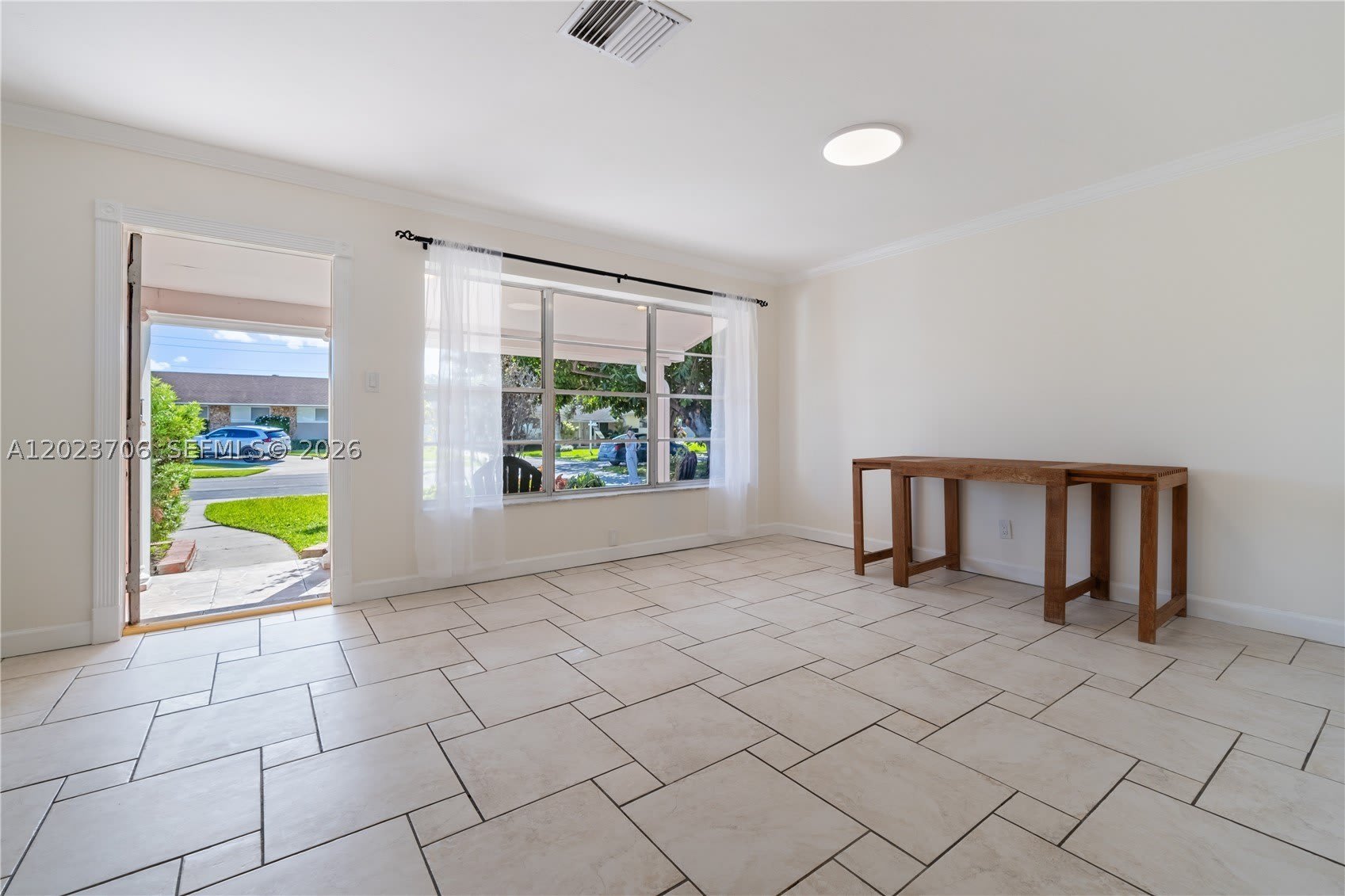 232 SE 6th St – photo 5