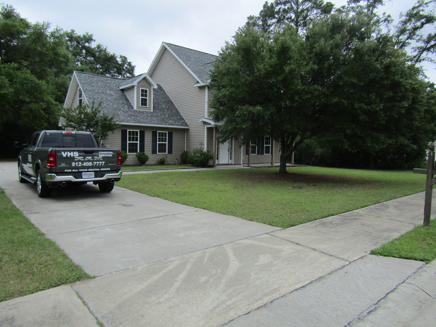 209 Ash Blvd – photo 1