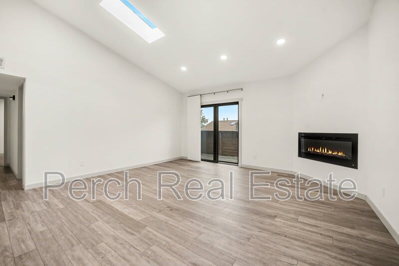 7080 West 20th Avenue #201 – photo 5