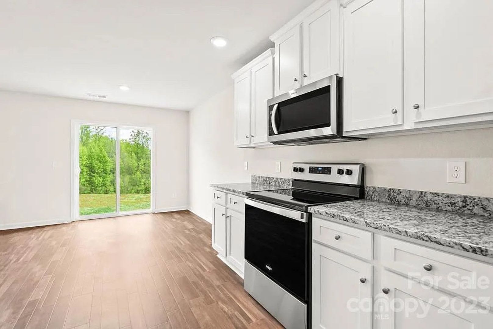 Room in 3 Bedroom Home at Nia Rd – photo 3
