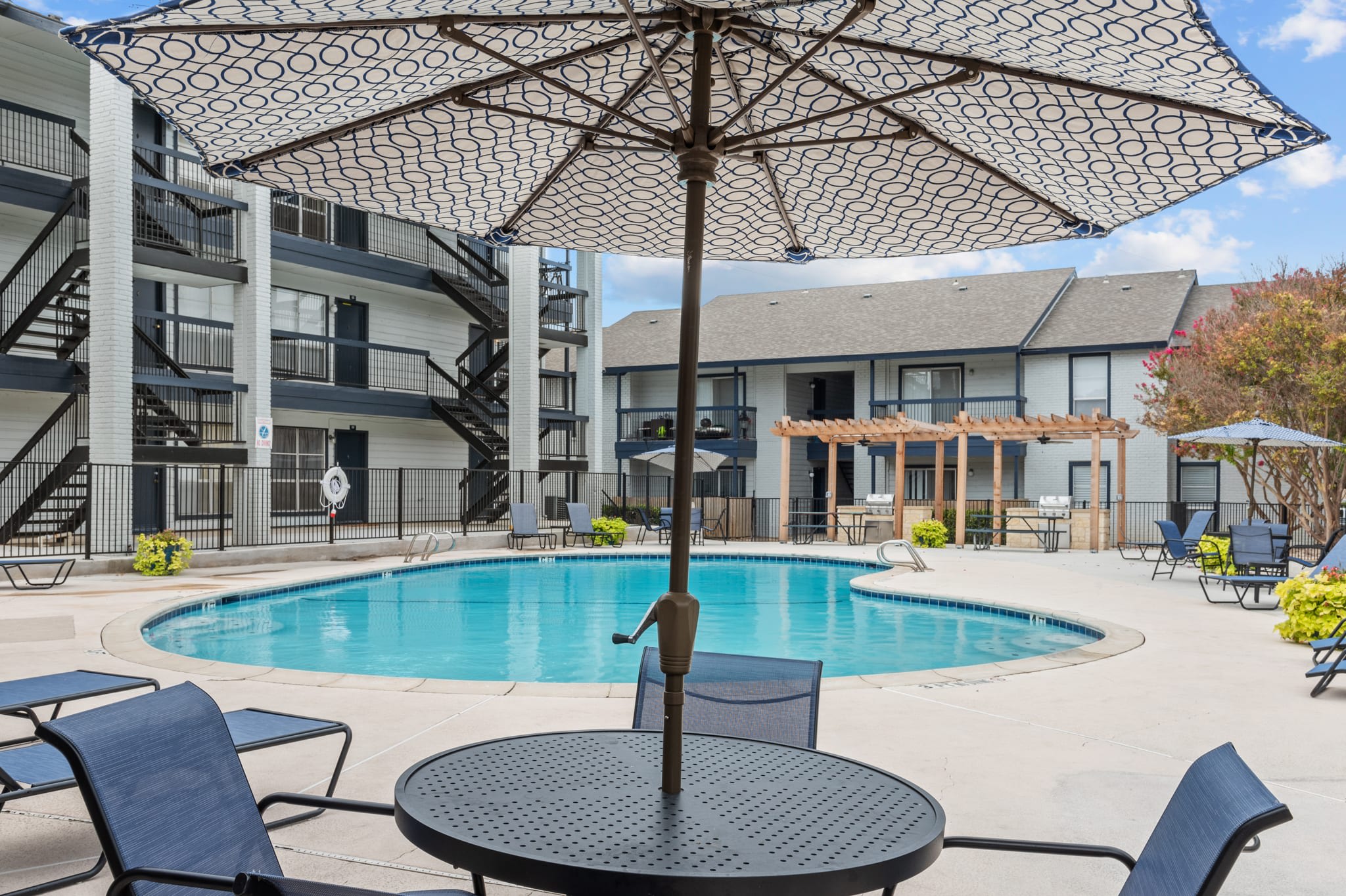 Peaks at Live Oak – photo 1