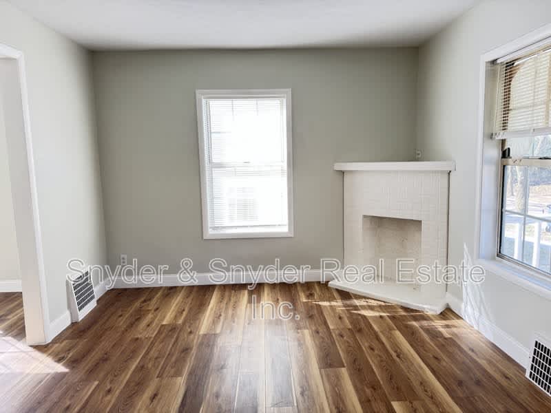 143 Gale Street – photo 3