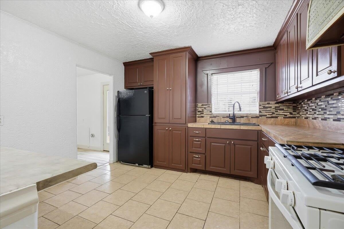 510 56Th Street – photo 5