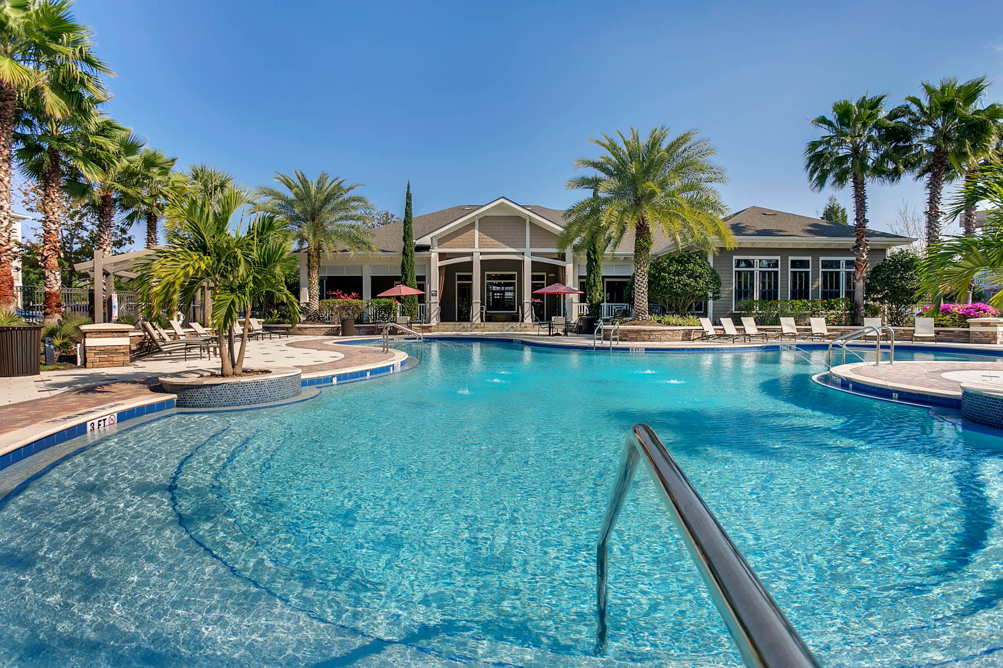 Citrus Village – photo 1