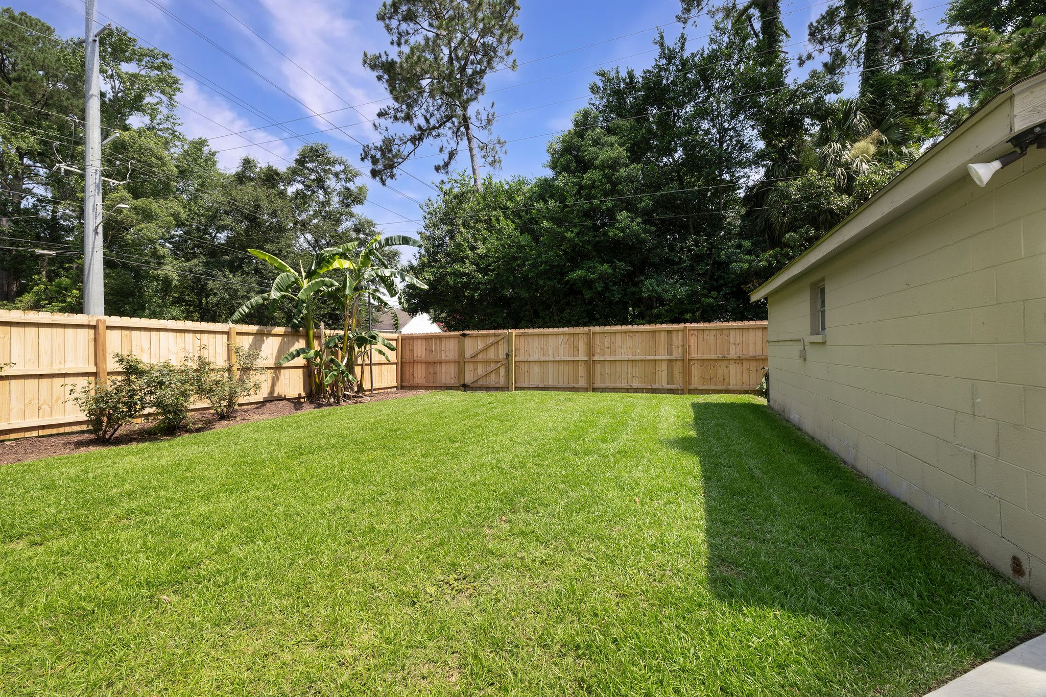 402 E 64th St – photo 3