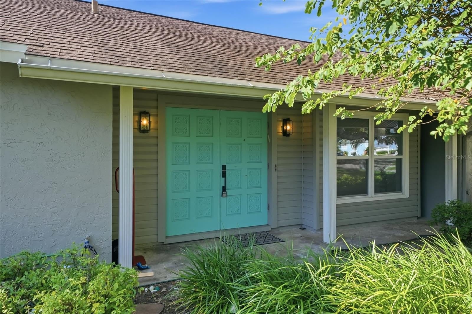 13536 LAKE MAGDALENE Drive – photo 1
