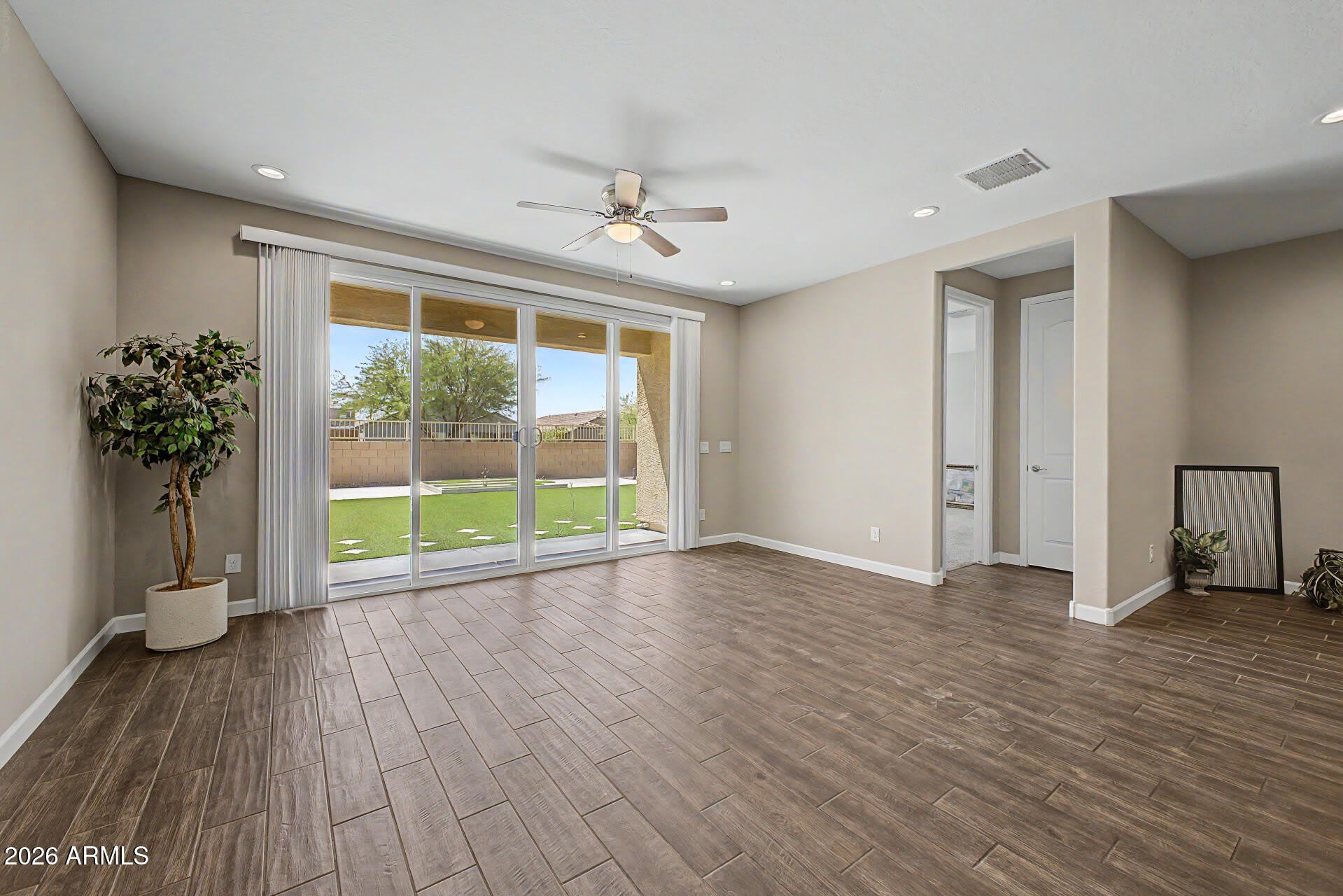2011 W Yellowbird Lane – photo 5