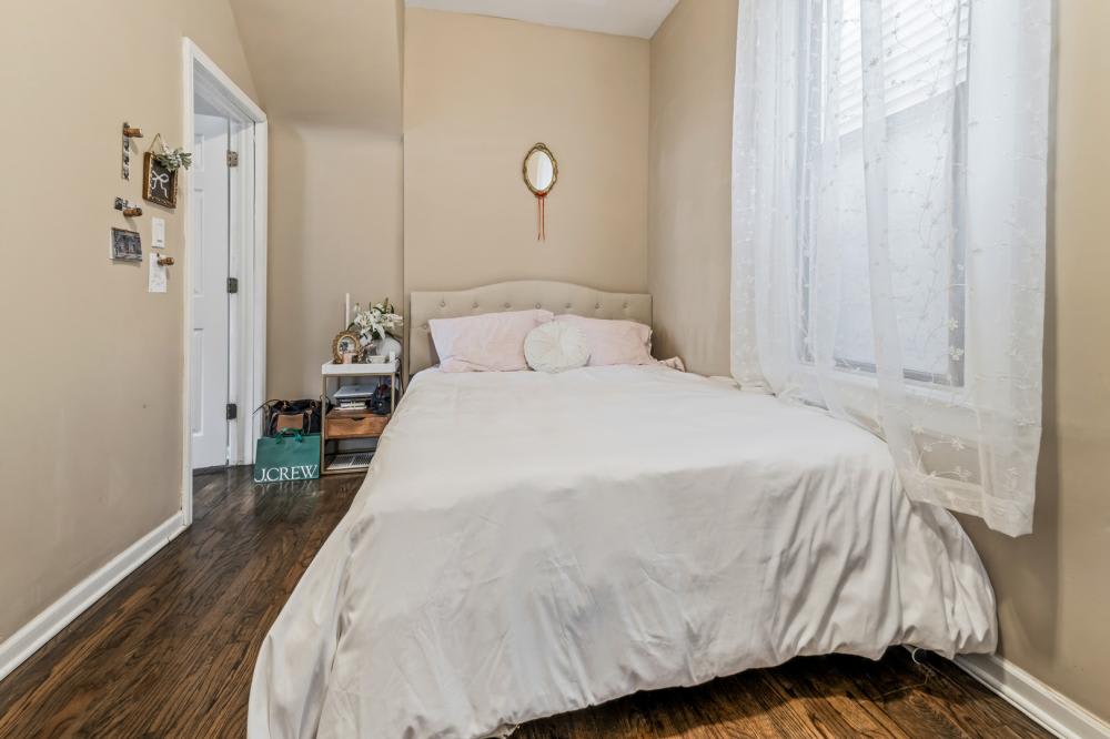 1214 Melrose – photo 3