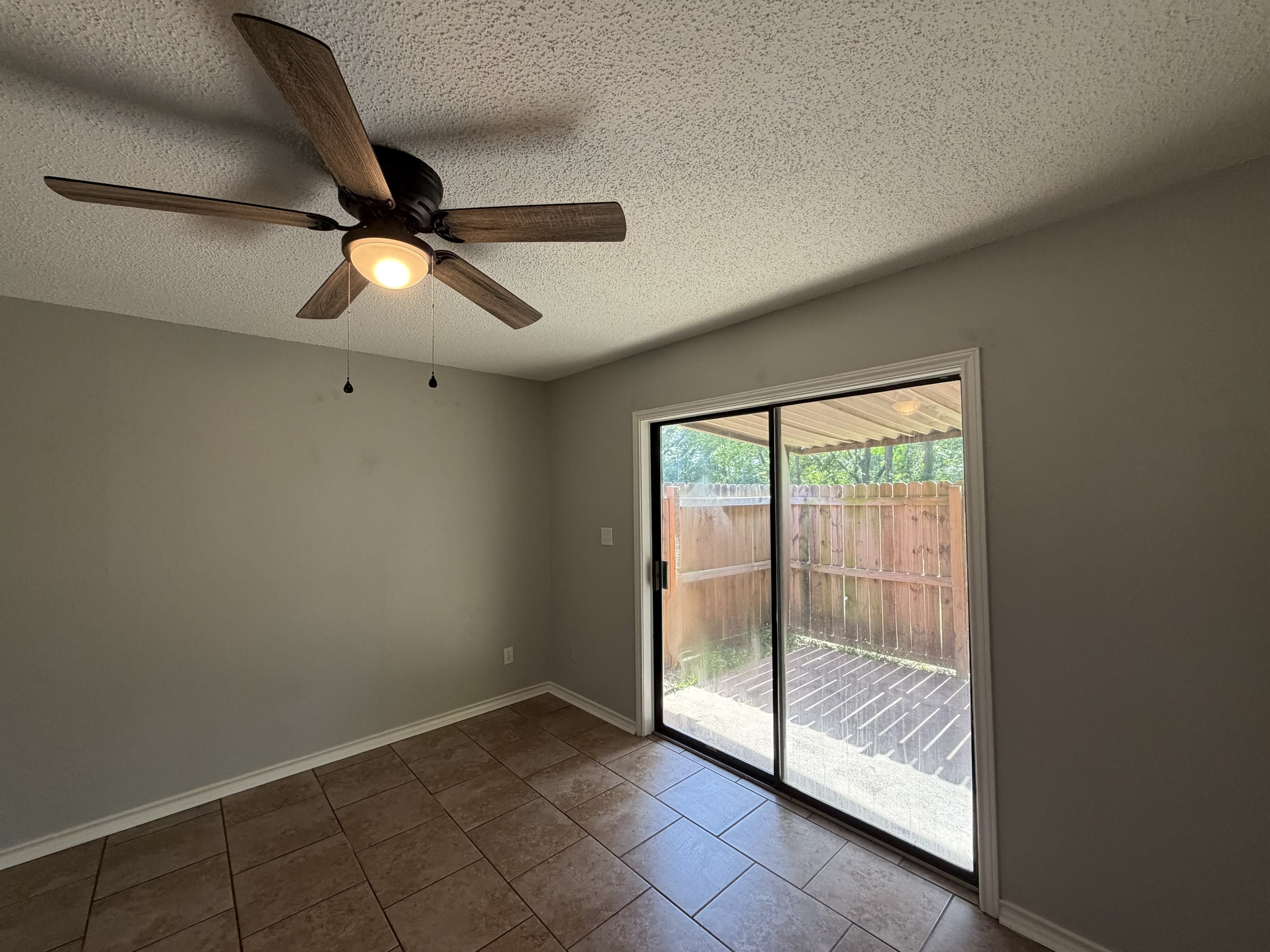 1105 Carroll Avenue – photo 4