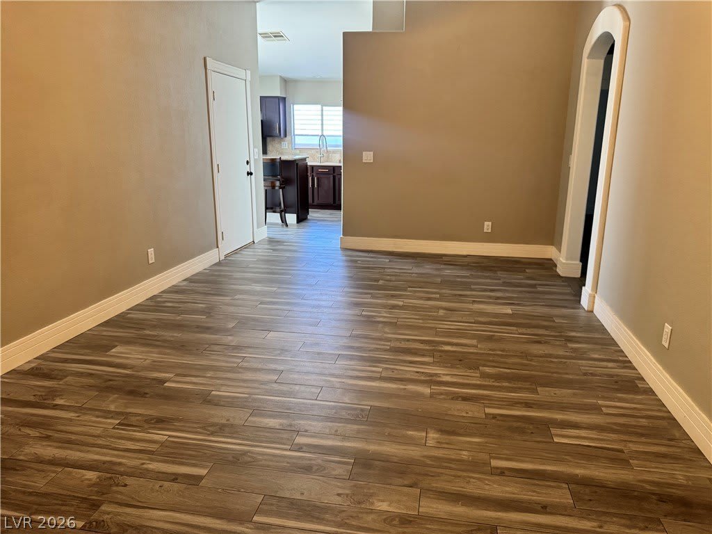 5396 Golden Barrel Avenue – photo 3