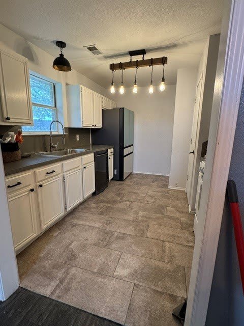 9850 Kathy Lynn Place – photo 2