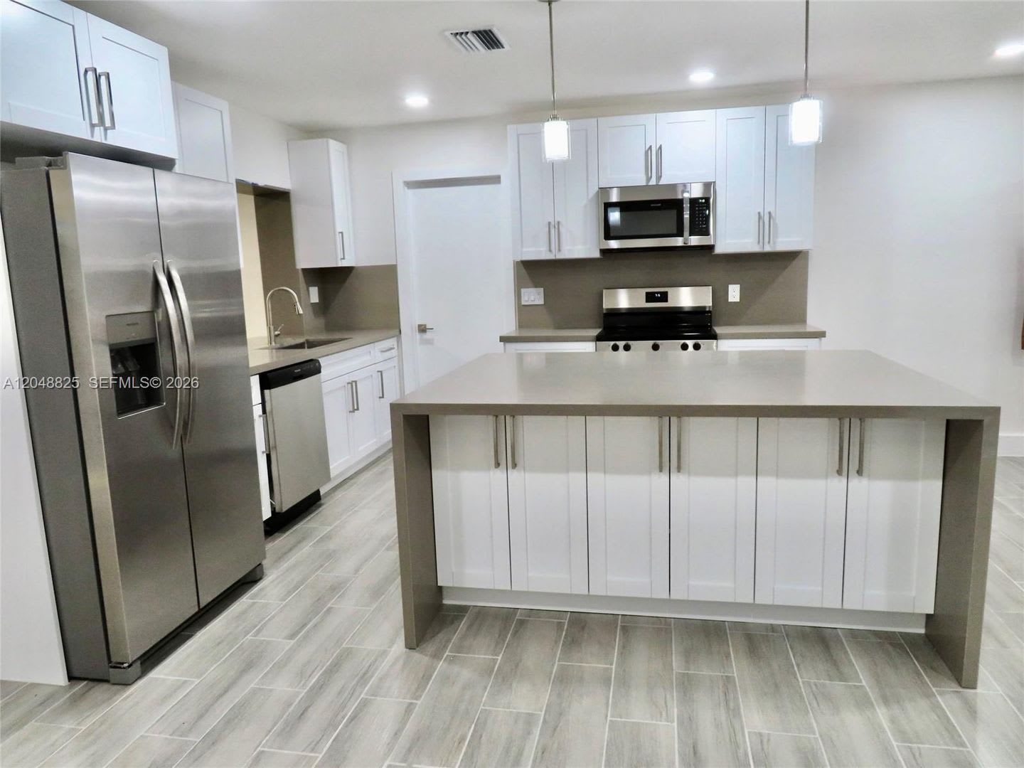 1030 SW 96th Avenue 1030, Miami, FL 33174 – photo 3