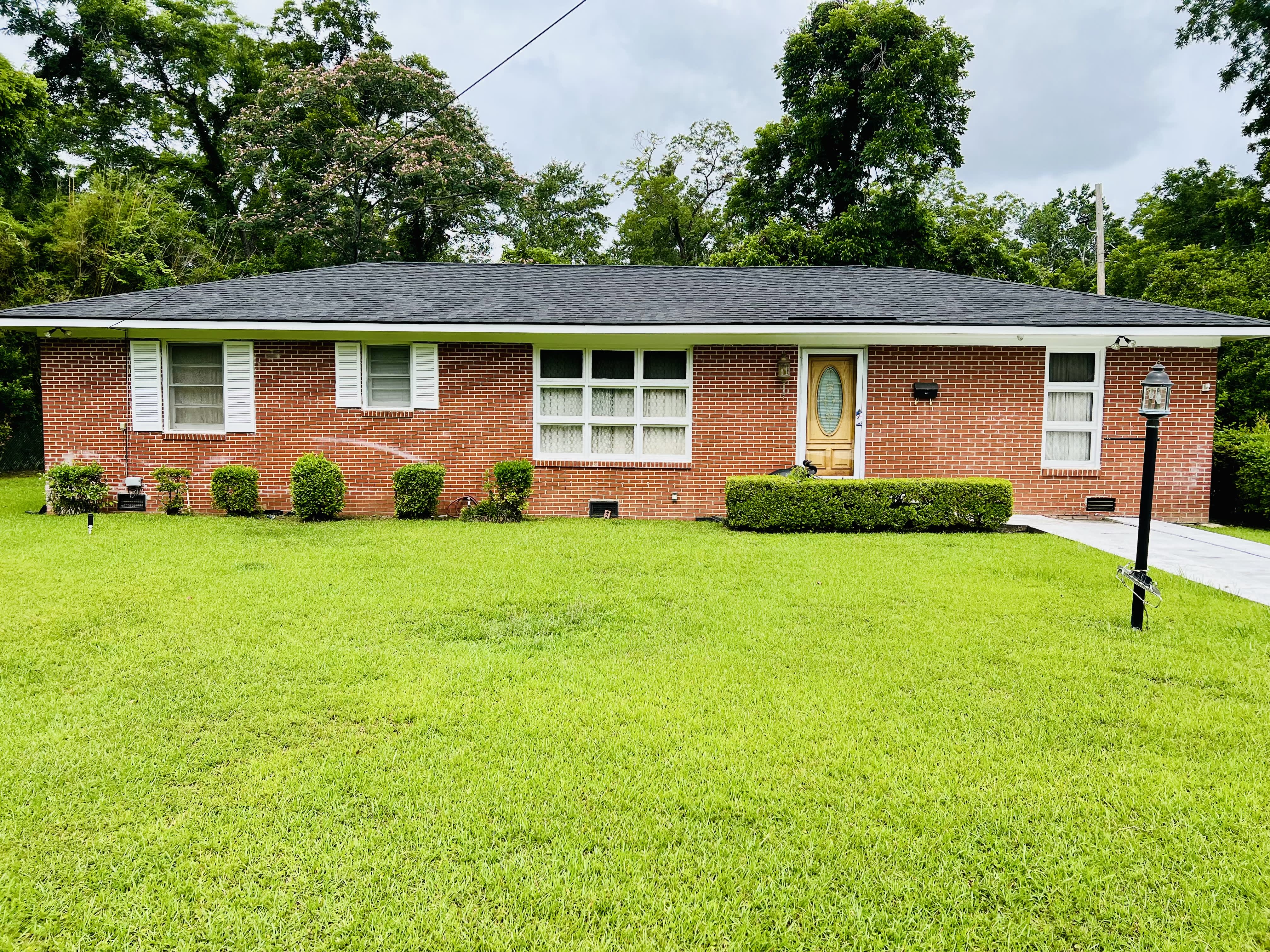801 South Walker Street – photo 1