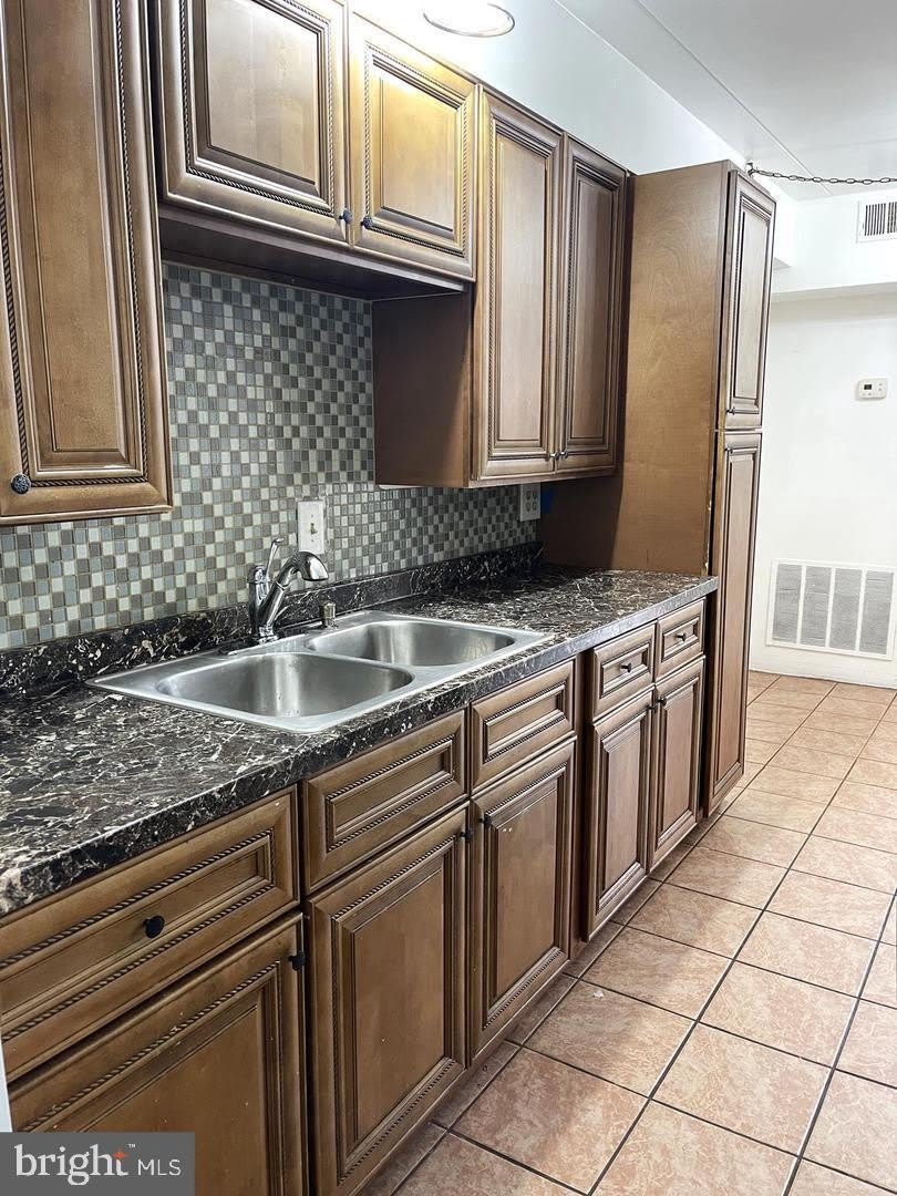 2323 FREETOWN Court – photo 2