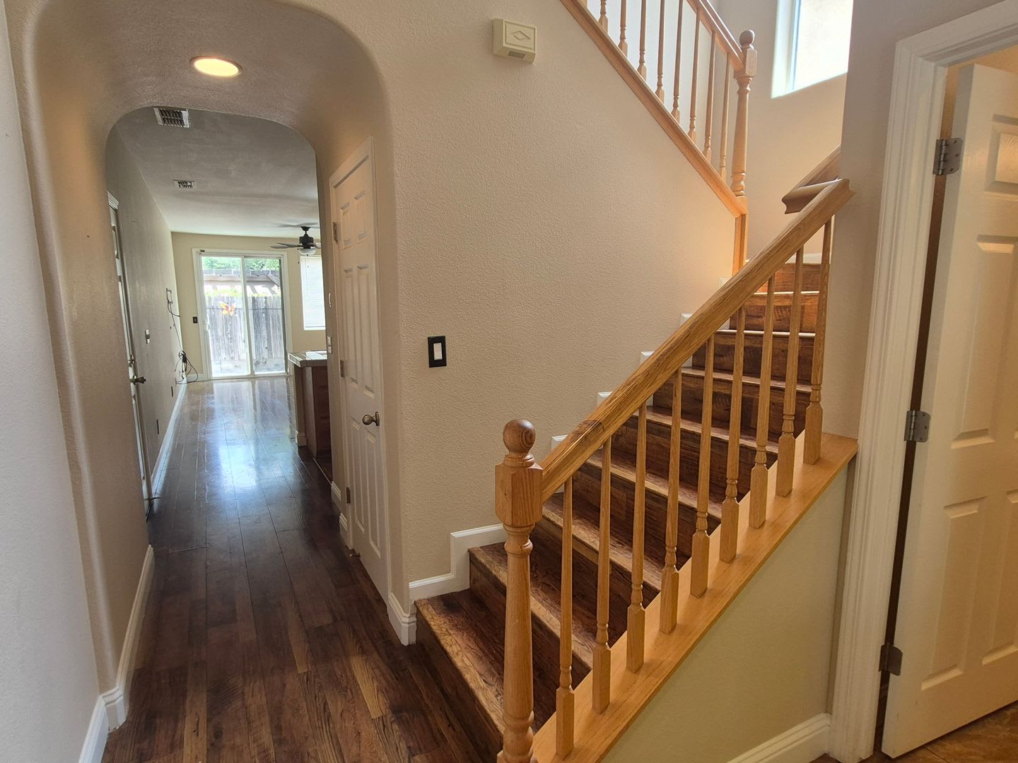 Adorable 3 bedroom 2.5 bath home – photo 4