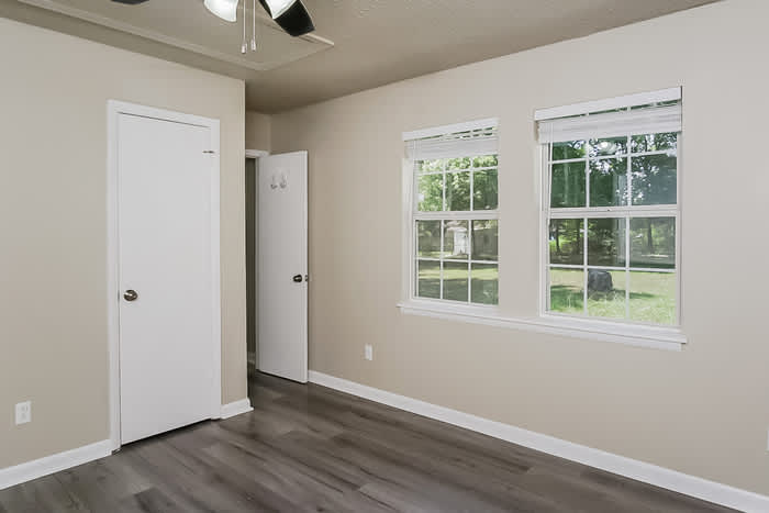 2504 Hermosa Circle – photo 5