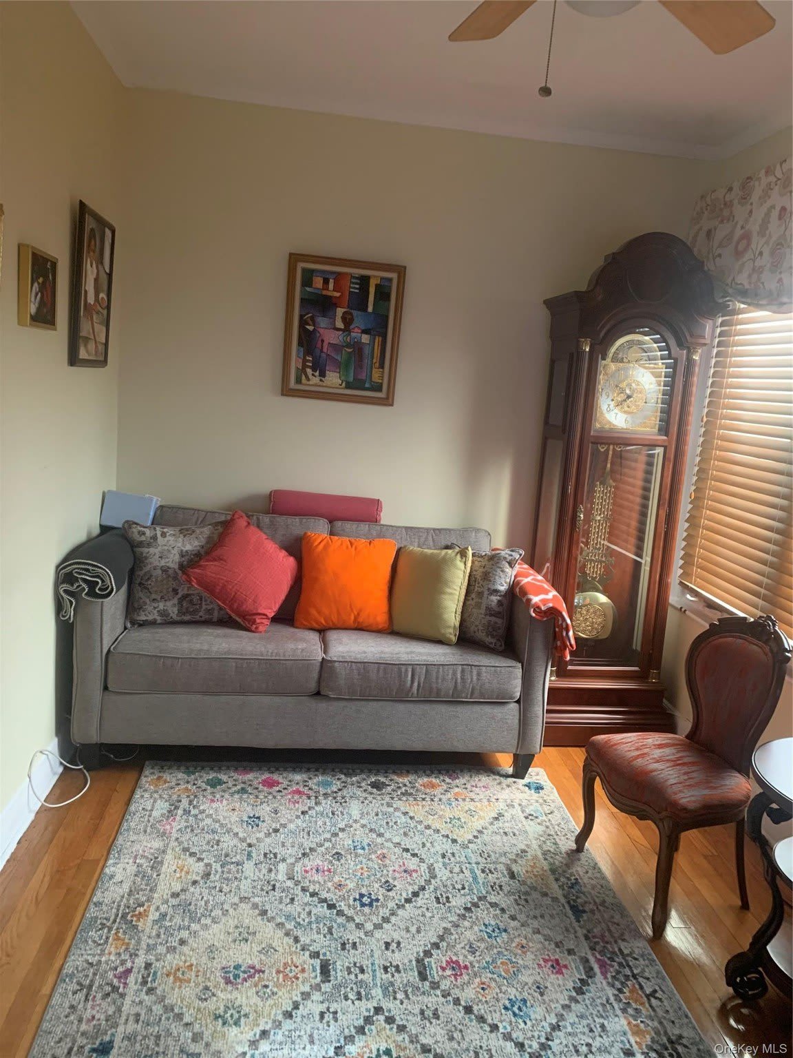 574 E 3rd Street – photo 4