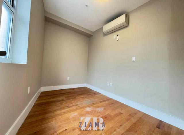 310 Park Avenue – photo 5