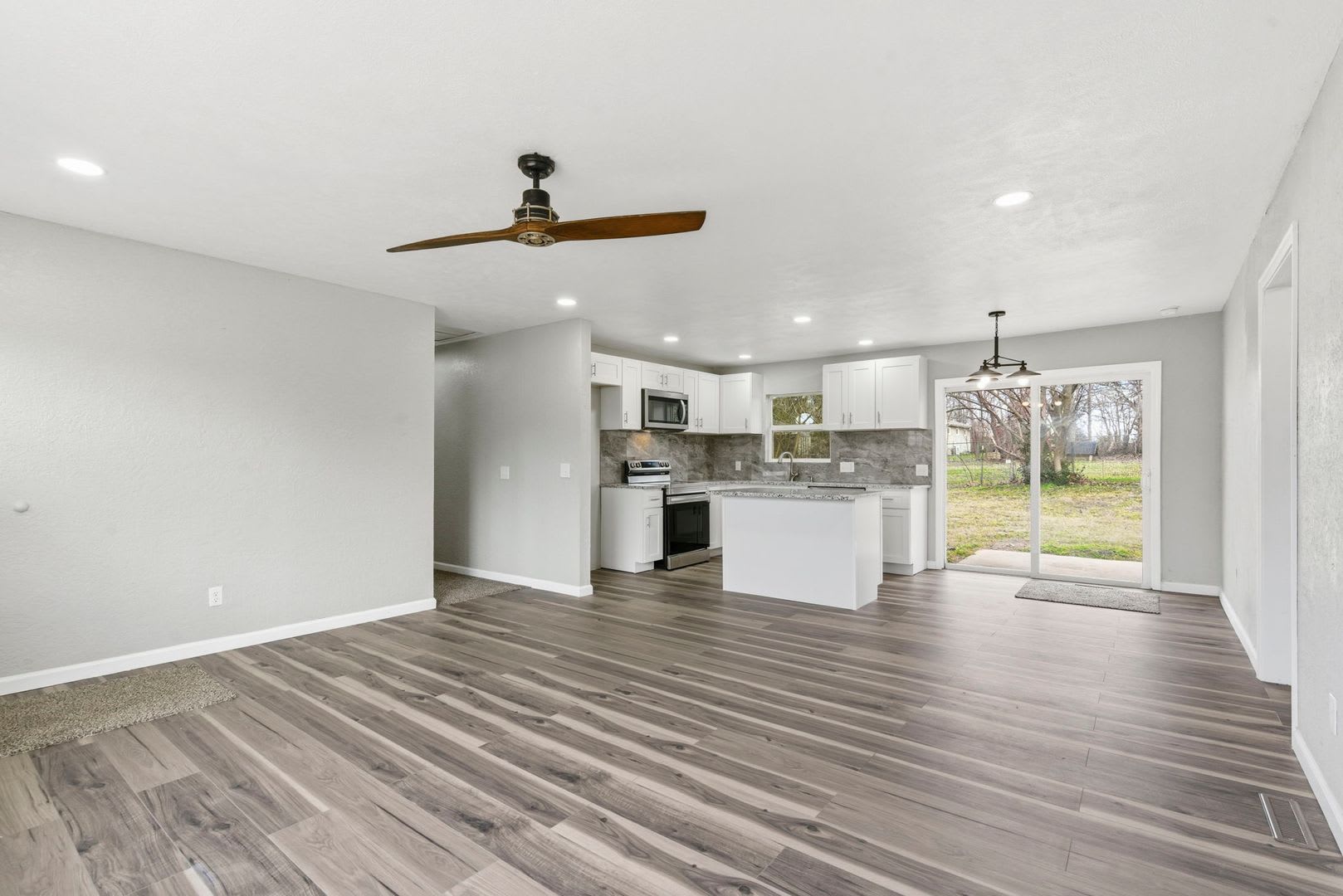 Newly Remodeled – photo 5